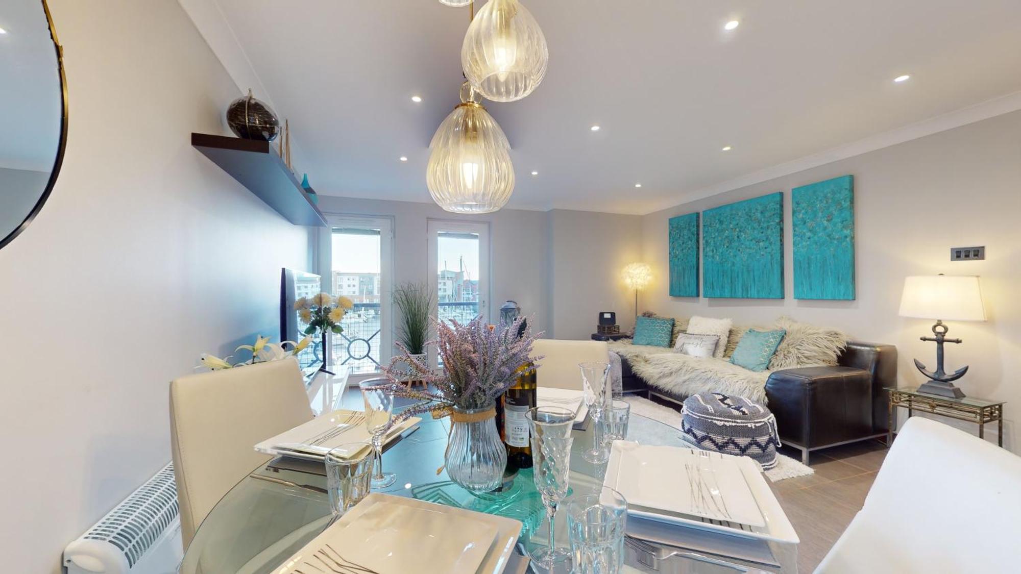 Marina - Water View - Sleeps 5 Appartement Swansea